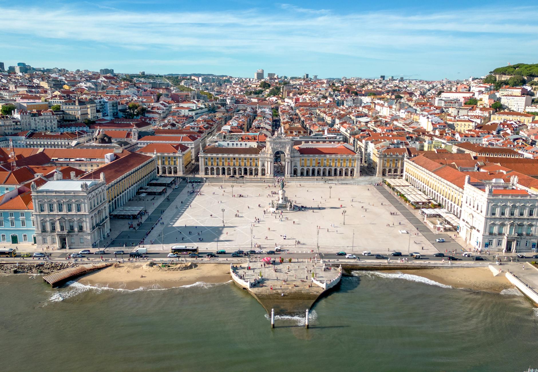 Praça das Bandeiras em Simões Filho - Brasil